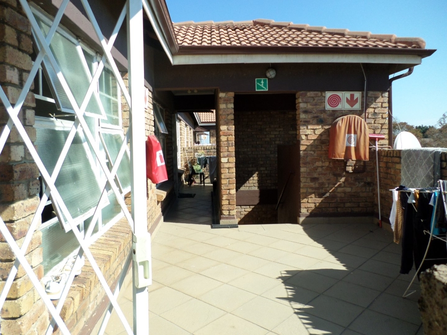 2 Bedroom Property for Sale in Croydon Gauteng