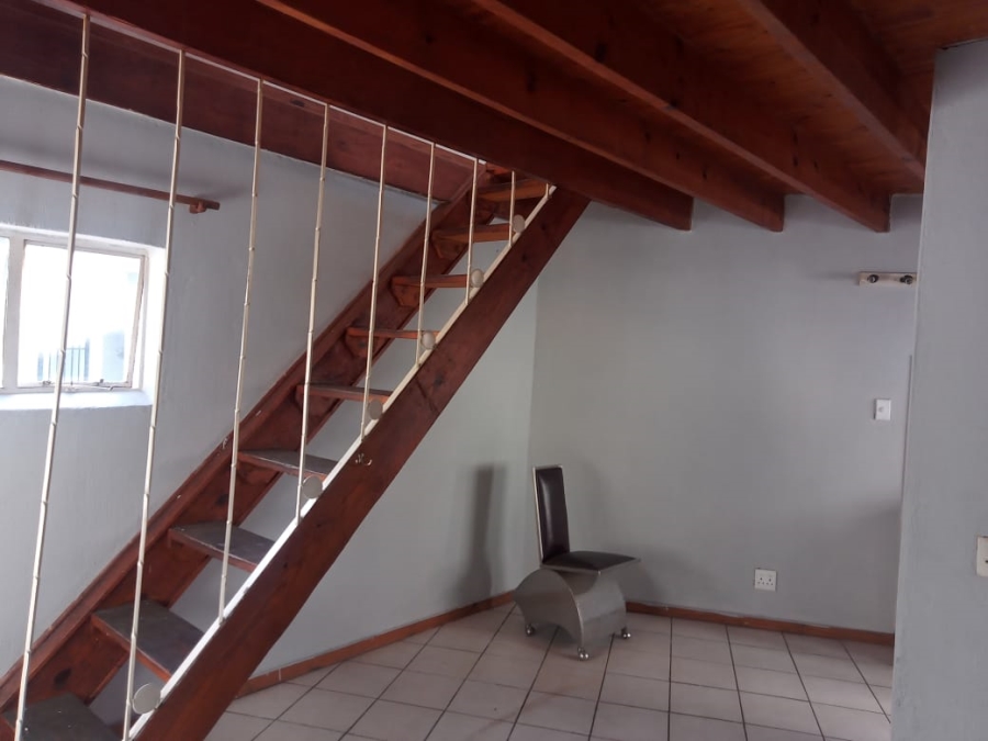 1 Bedroom Property for Sale in Illiondale Gauteng