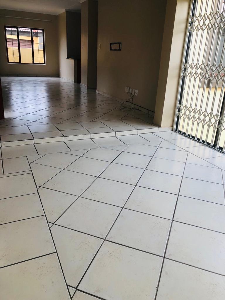 To Let  Bedroom Property for Rent in Thatchfield Estate Gauteng