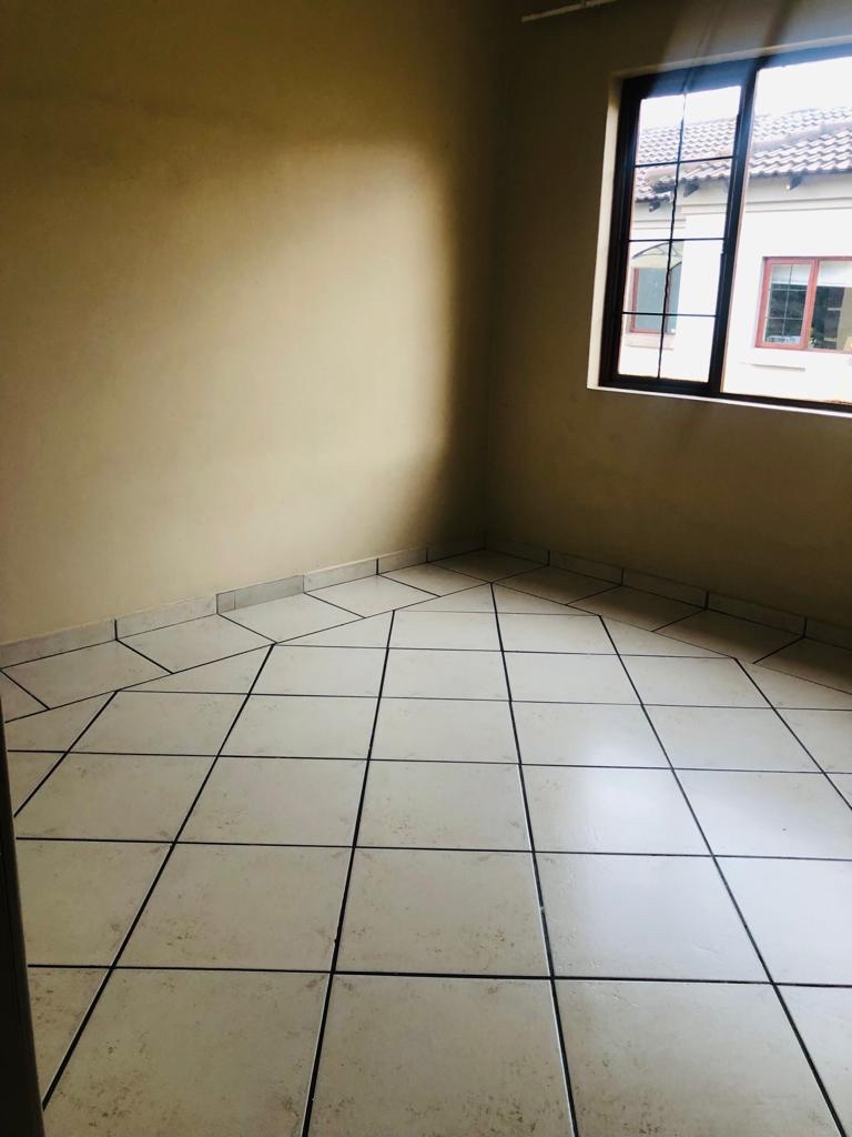 To Let  Bedroom Property for Rent in Thatchfield Estate Gauteng