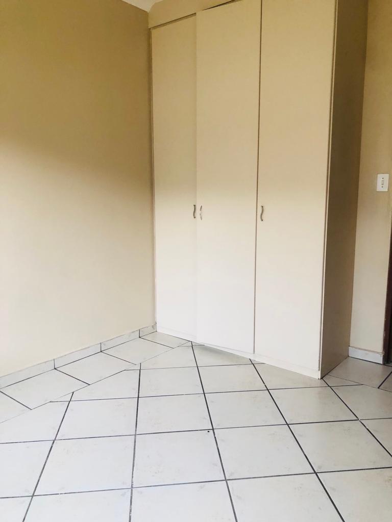 To Let  Bedroom Property for Rent in Thatchfield Estate Gauteng