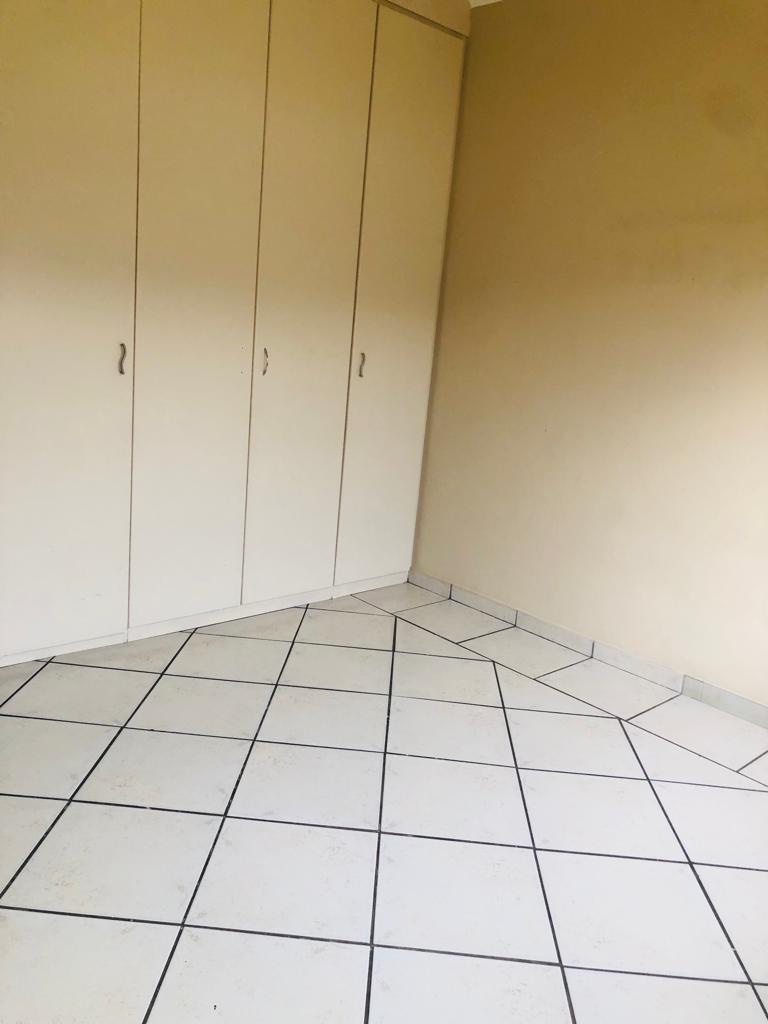 To Let  Bedroom Property for Rent in Thatchfield Estate Gauteng