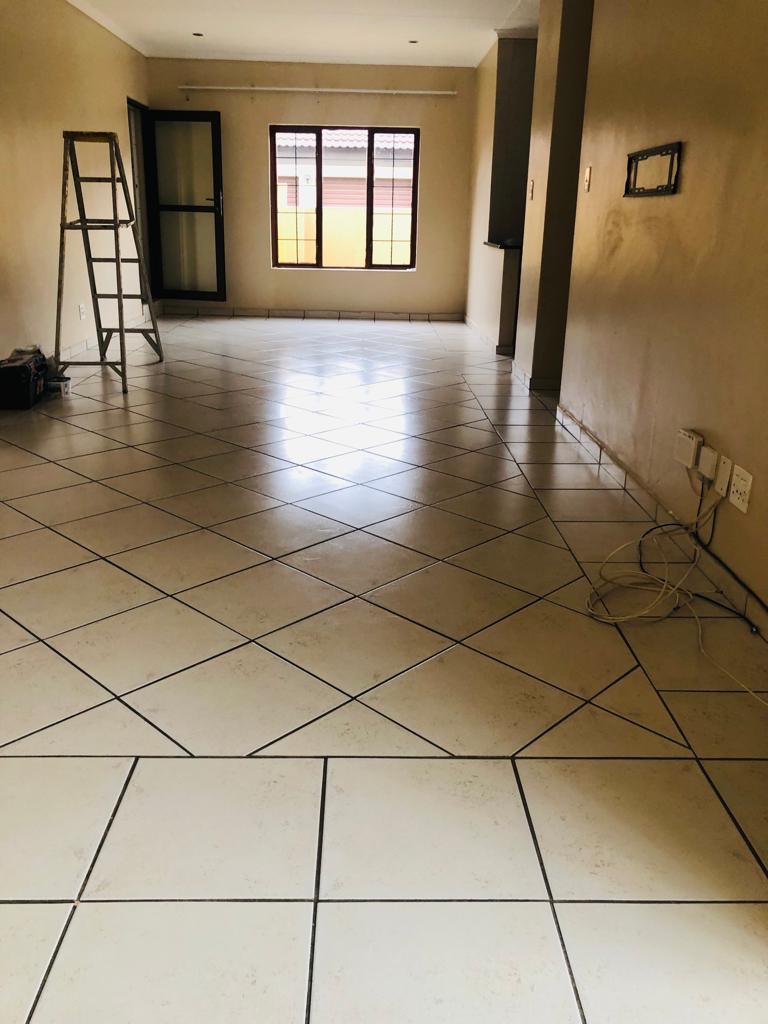To Let  Bedroom Property for Rent in Thatchfield Estate Gauteng