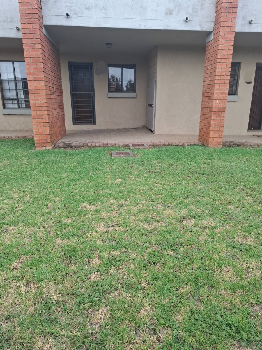 To Let 2 Bedroom Property for Rent in The Orchards Gauteng