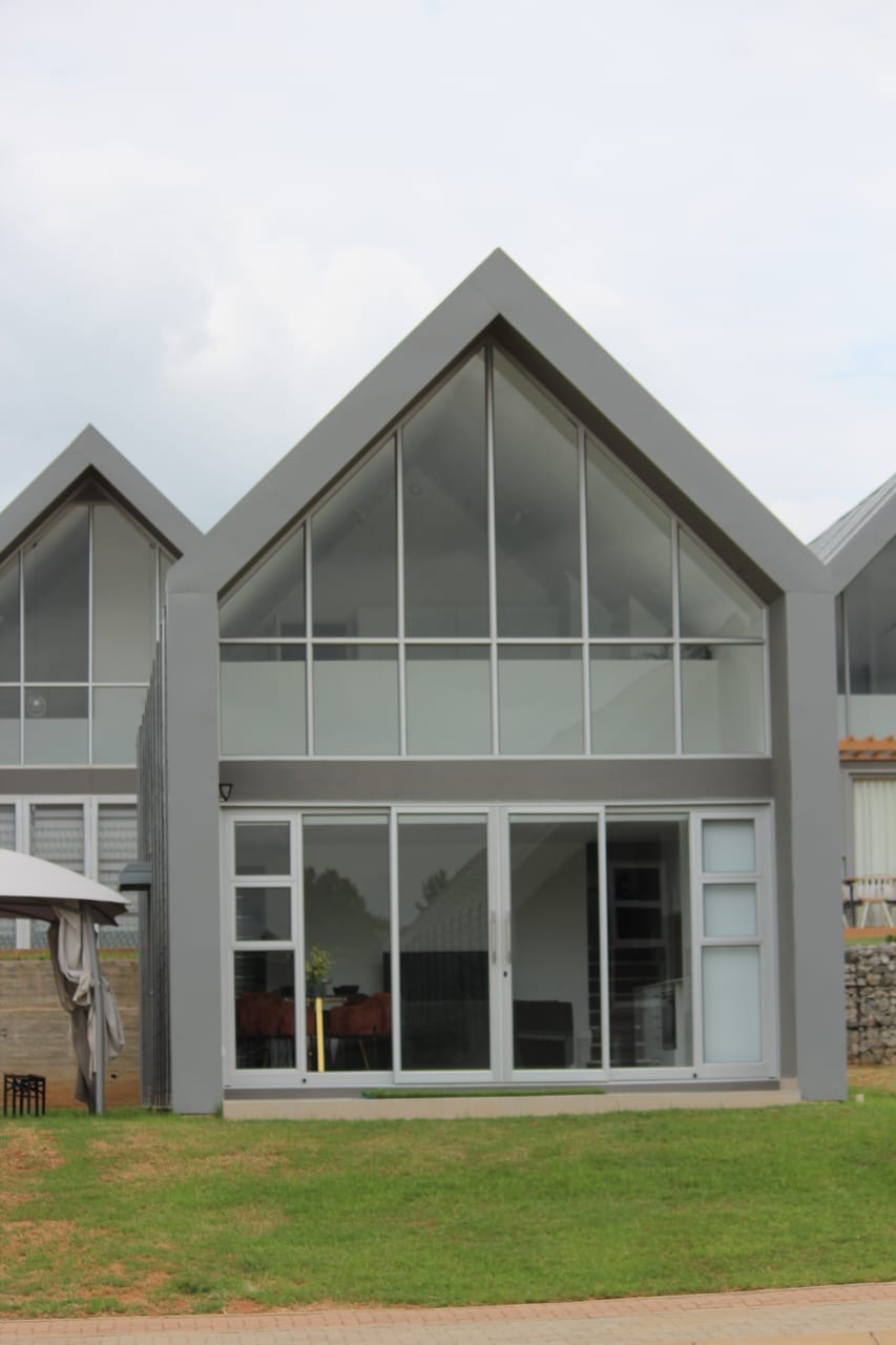 2 Bedroom Property for Sale in Nooitgedacht Gauteng