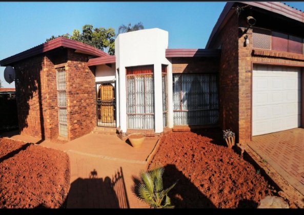  Bedroom Property for Sale in Ga-Rankuwa Unit 5 Gauteng
