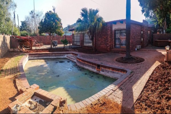  Bedroom Property for Sale in Ga-Rankuwa Unit 5 Gauteng