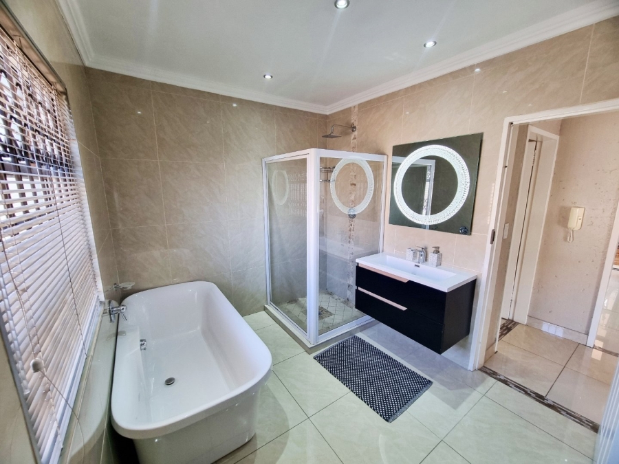 3 Bedroom Property for Sale in Meyersdal Gauteng