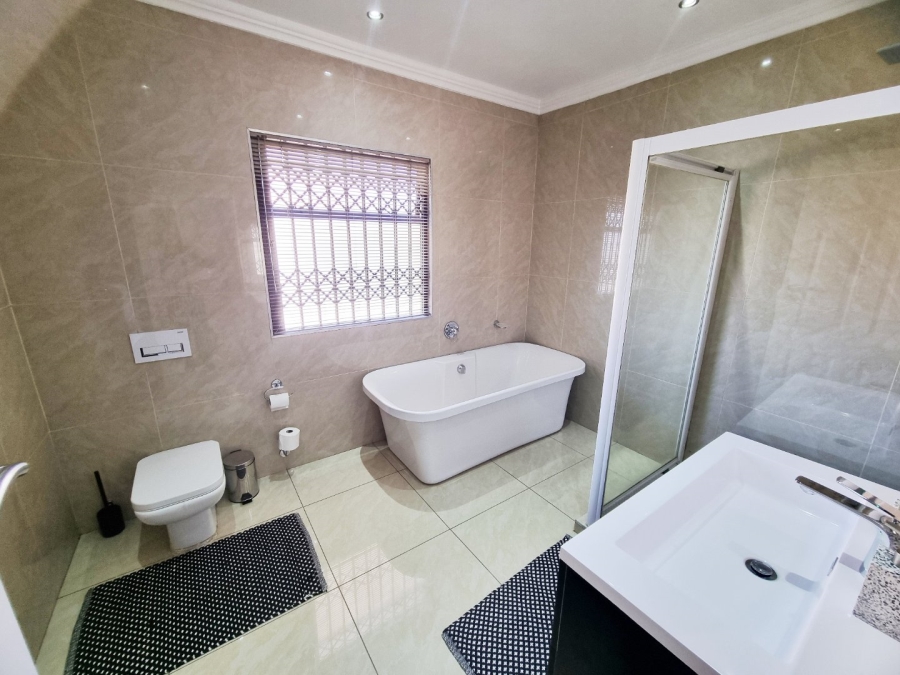 3 Bedroom Property for Sale in Meyersdal Gauteng