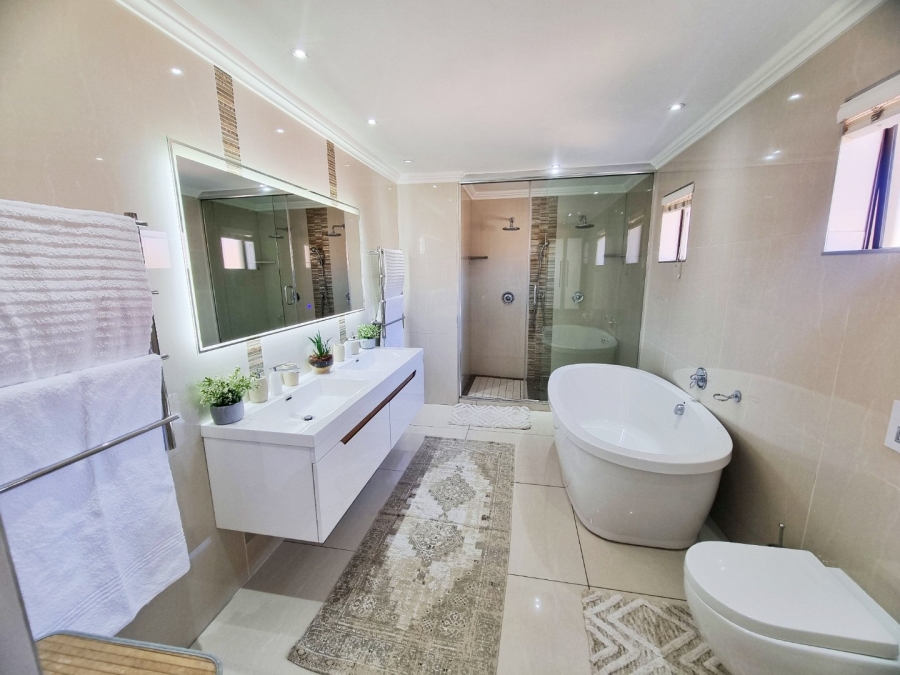 3 Bedroom Property for Sale in Meyersdal Gauteng