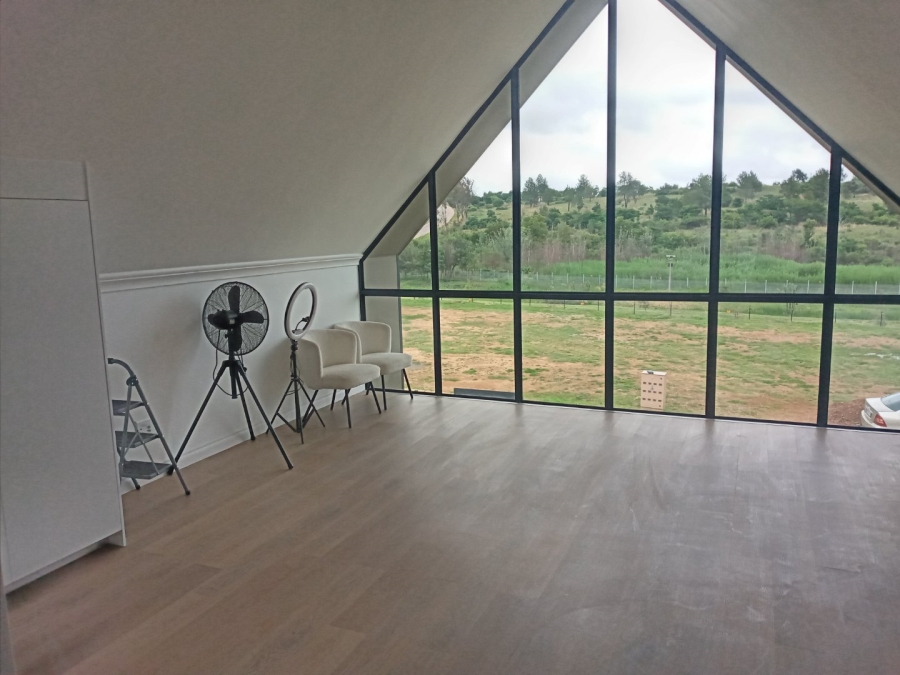 4 Bedroom Property for Sale in Nooitgedacht Gauteng