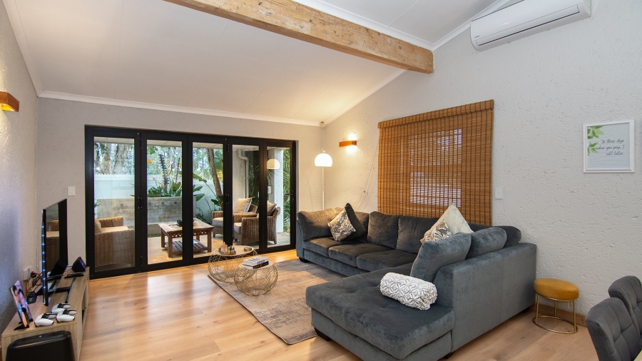 3 Bedroom Property for Sale in Magaliessig Gauteng