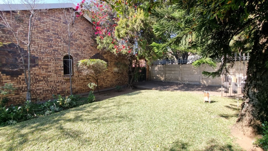 3 Bedroom Property for Sale in Mountain View Gauteng