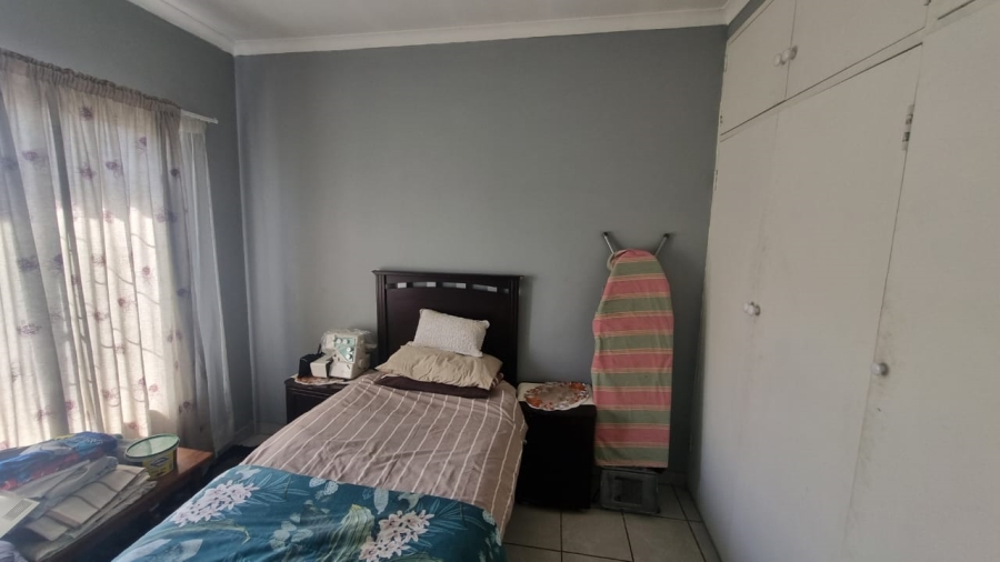 3 Bedroom Property for Sale in Mountain View Gauteng