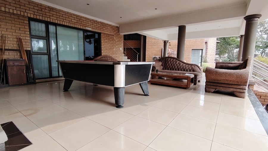 8 Bedroom Property for Sale in Eldoglen Gauteng