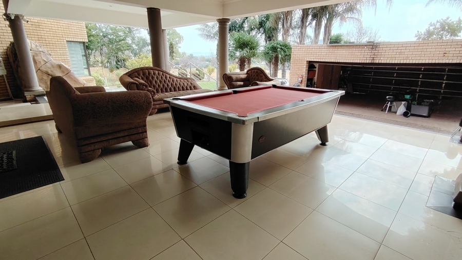 8 Bedroom Property for Sale in Eldoglen Gauteng