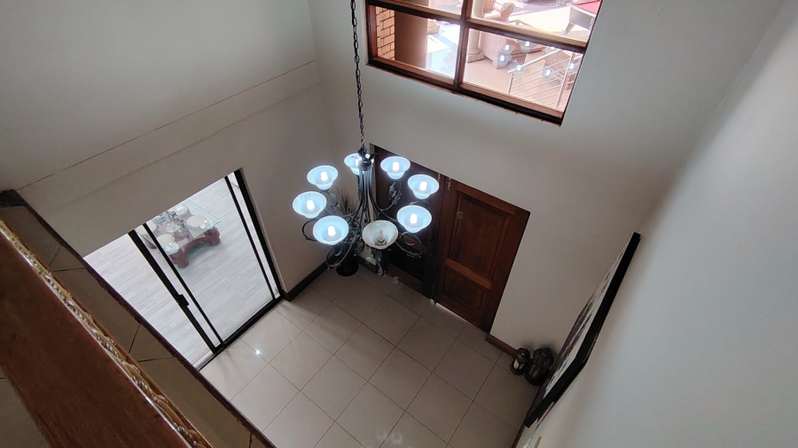 8 Bedroom Property for Sale in Eldoglen Gauteng