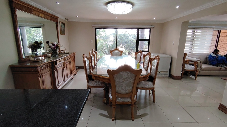 8 Bedroom Property for Sale in Eldoglen Gauteng