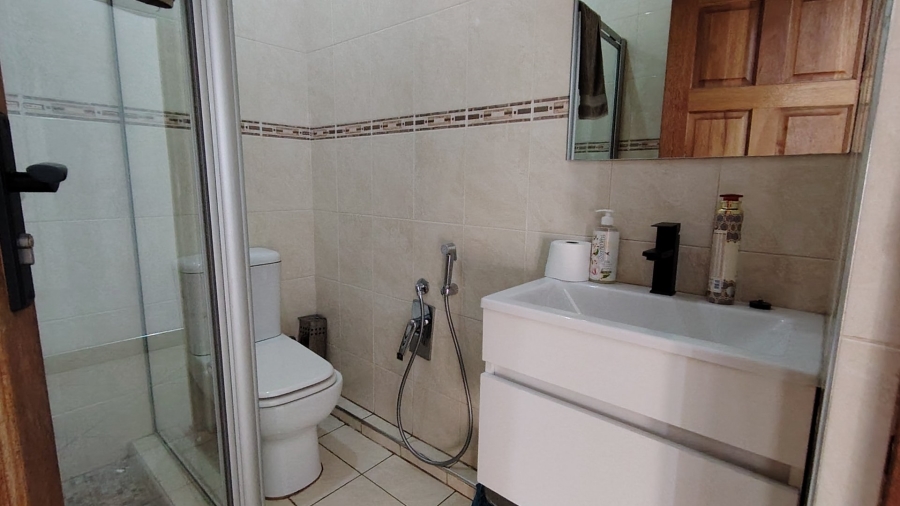 8 Bedroom Property for Sale in Eldoglen Gauteng