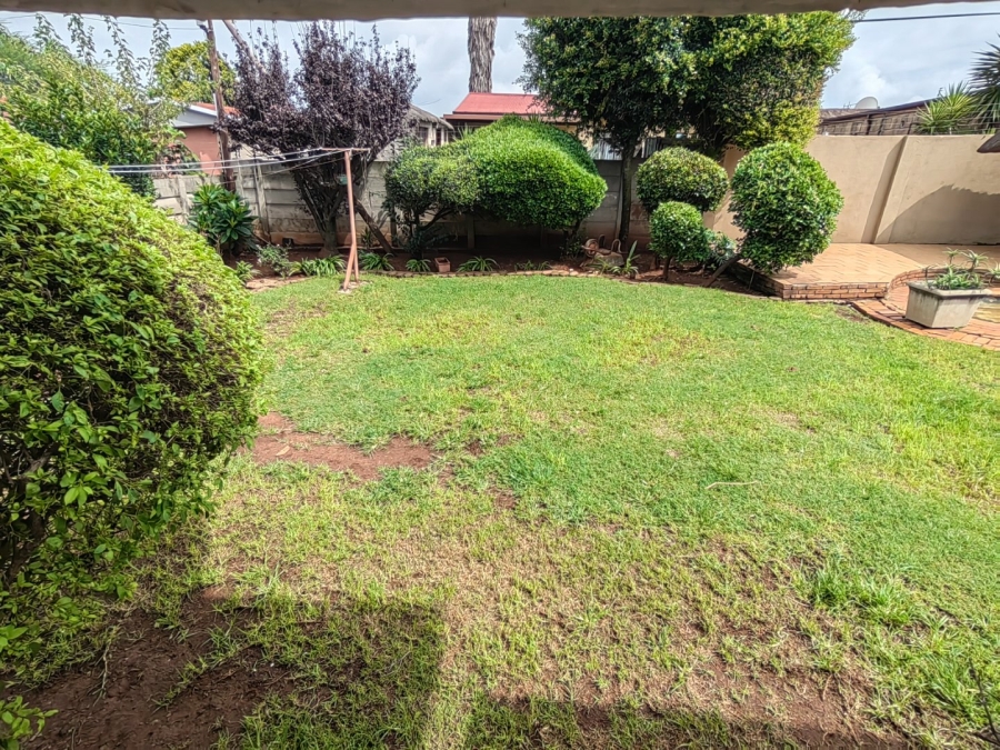 5 Bedroom Property for Sale in Sophiatown Gauteng
