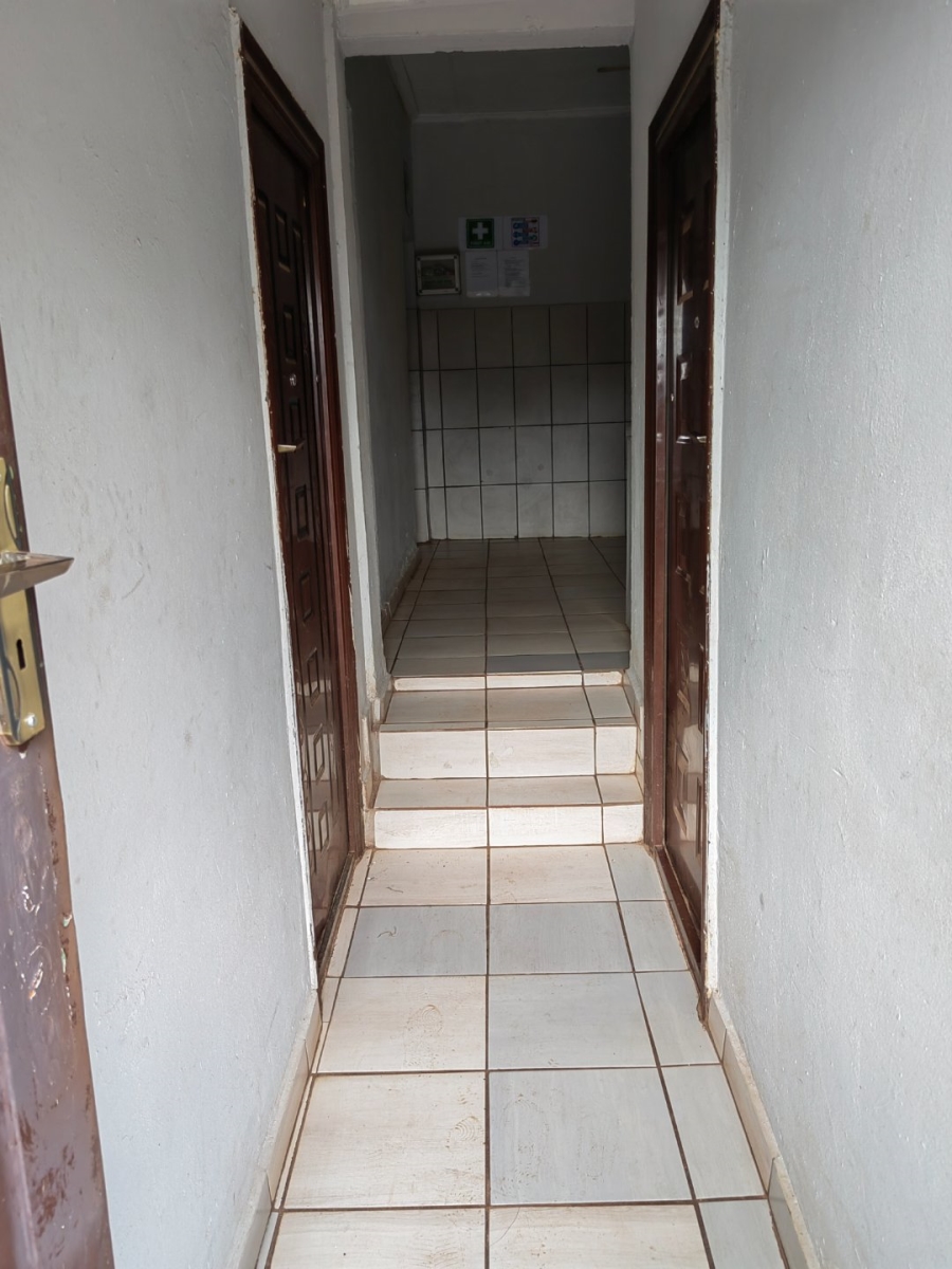 11 Bedroom Property for Sale in Jan Hofmeyer Gauteng
