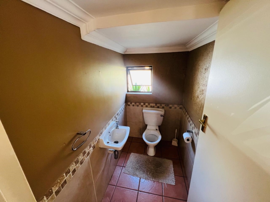 3 Bedroom Property for Sale in Halfway Gardens Gauteng