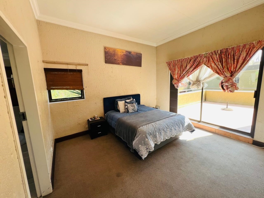 3 Bedroom Property for Sale in Halfway Gardens Gauteng