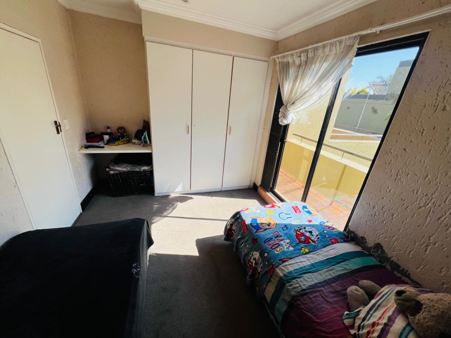 3 Bedroom Property for Sale in Halfway Gardens Gauteng