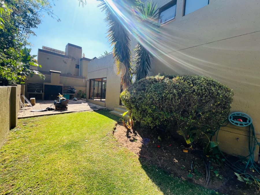3 Bedroom Property for Sale in Halfway Gardens Gauteng