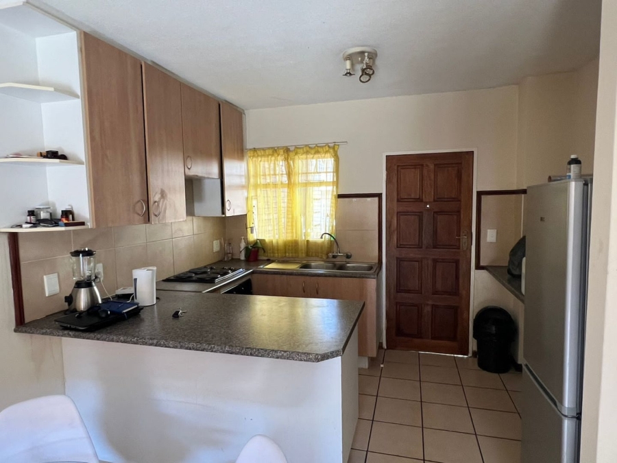 To Let 2 Bedroom Property for Rent in Karenpark Gauteng