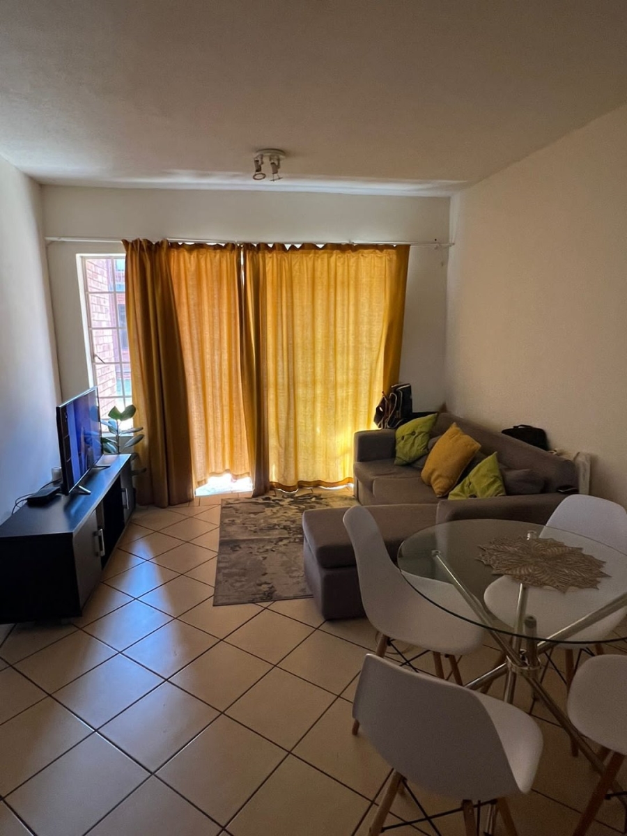 To Let 2 Bedroom Property for Rent in Karenpark Gauteng