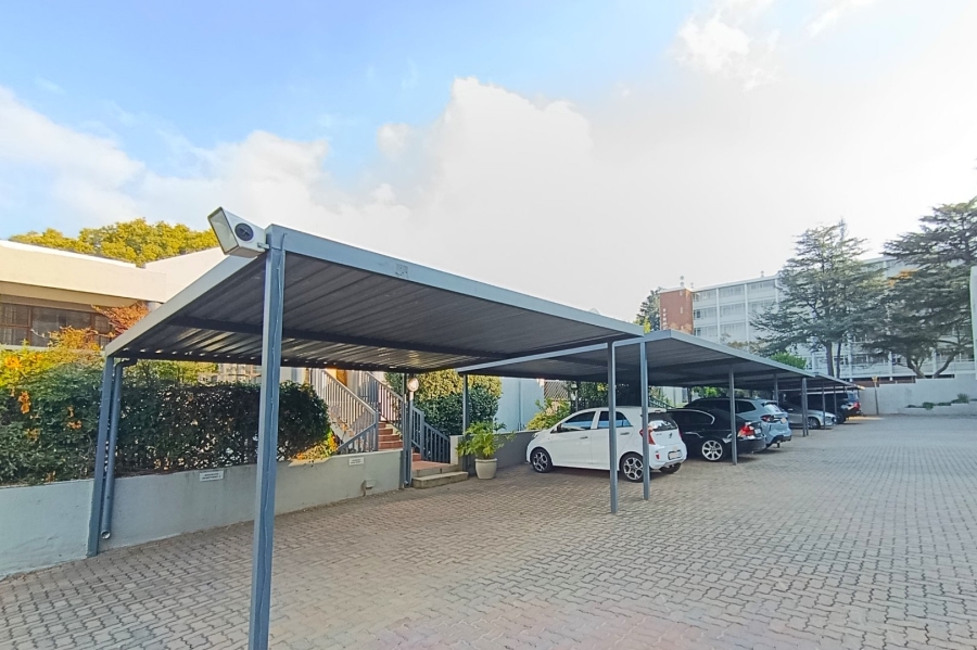 2 Bedroom Property for Sale in Illovo Gauteng