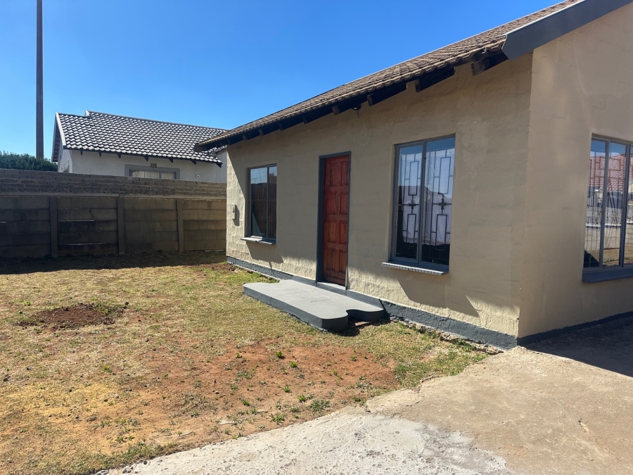  Bedroom Property for Sale in Sebokeng Zone 17 Gauteng