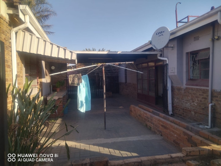 5 Bedroom Property for Sale in Pretoria West Gauteng