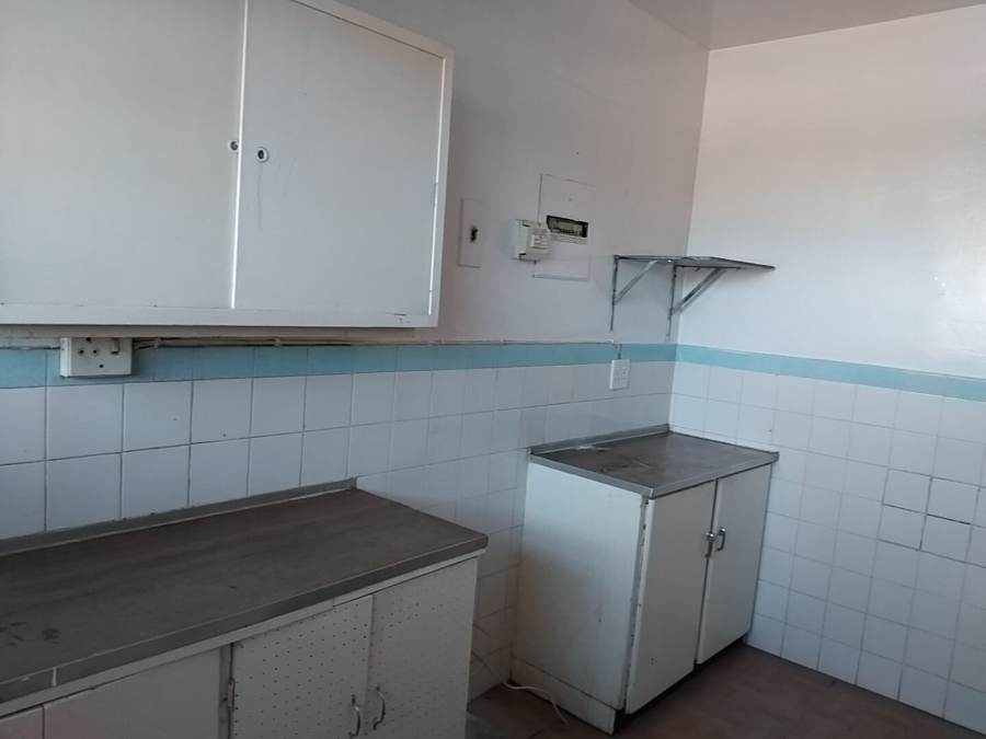 To Let 3 Bedroom Property for Rent in Florida Park Gauteng