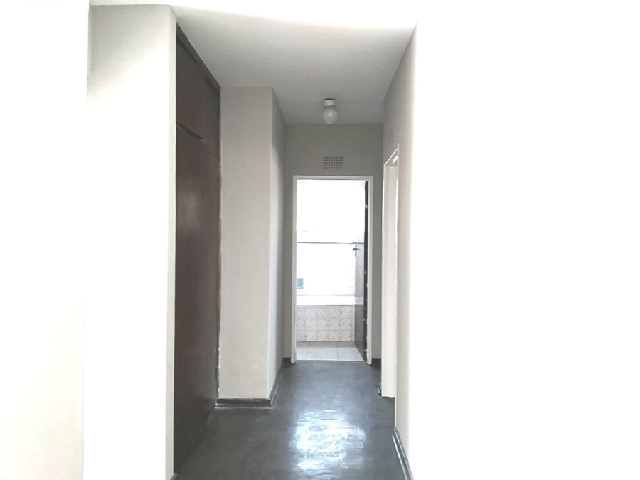 To Let 3 Bedroom Property for Rent in Florida Park Gauteng