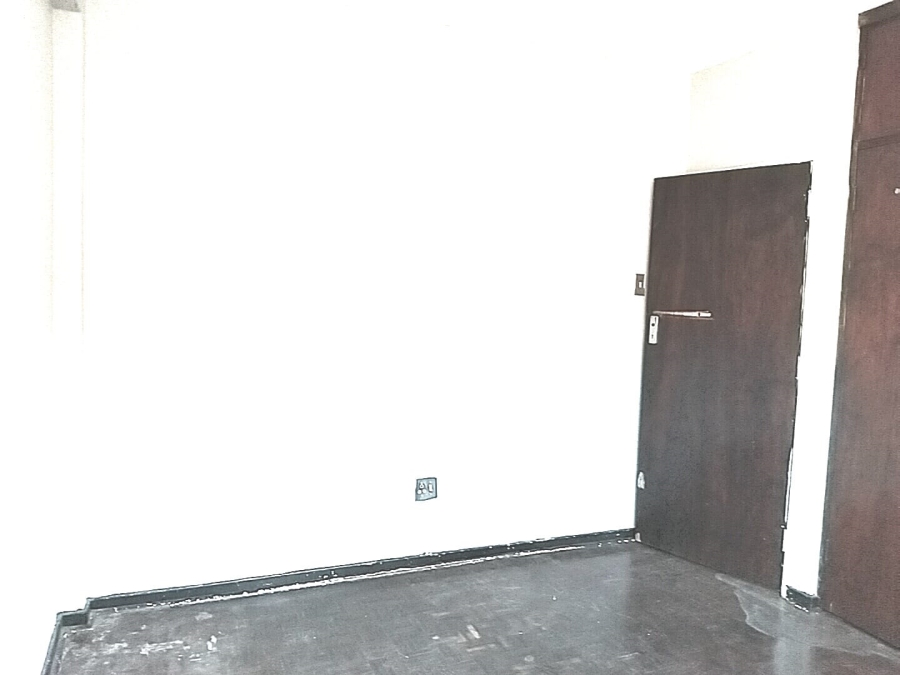To Let 3 Bedroom Property for Rent in Florida Park Gauteng
