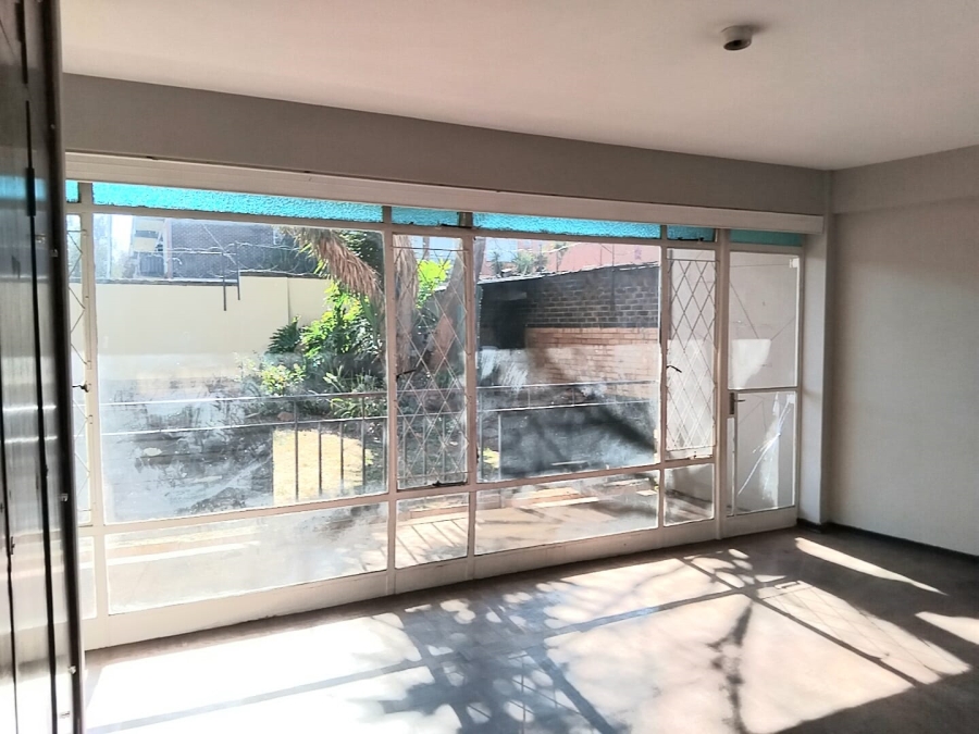 To Let 3 Bedroom Property for Rent in Florida Park Gauteng