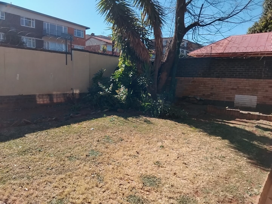 To Let 3 Bedroom Property for Rent in Florida Park Gauteng