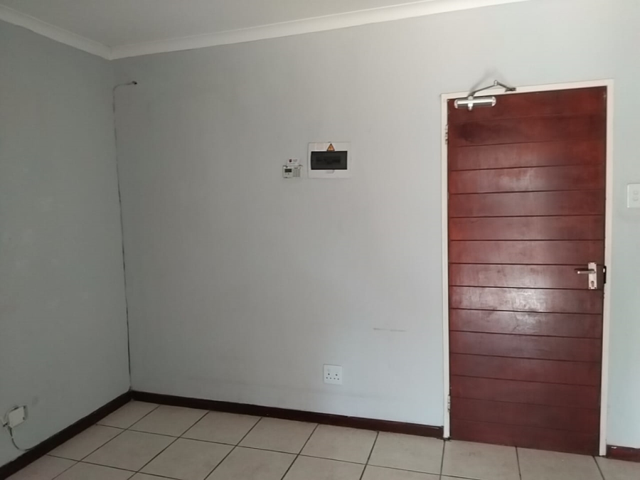 To Let 1 Bedroom Property for Rent in Ferndale Gauteng