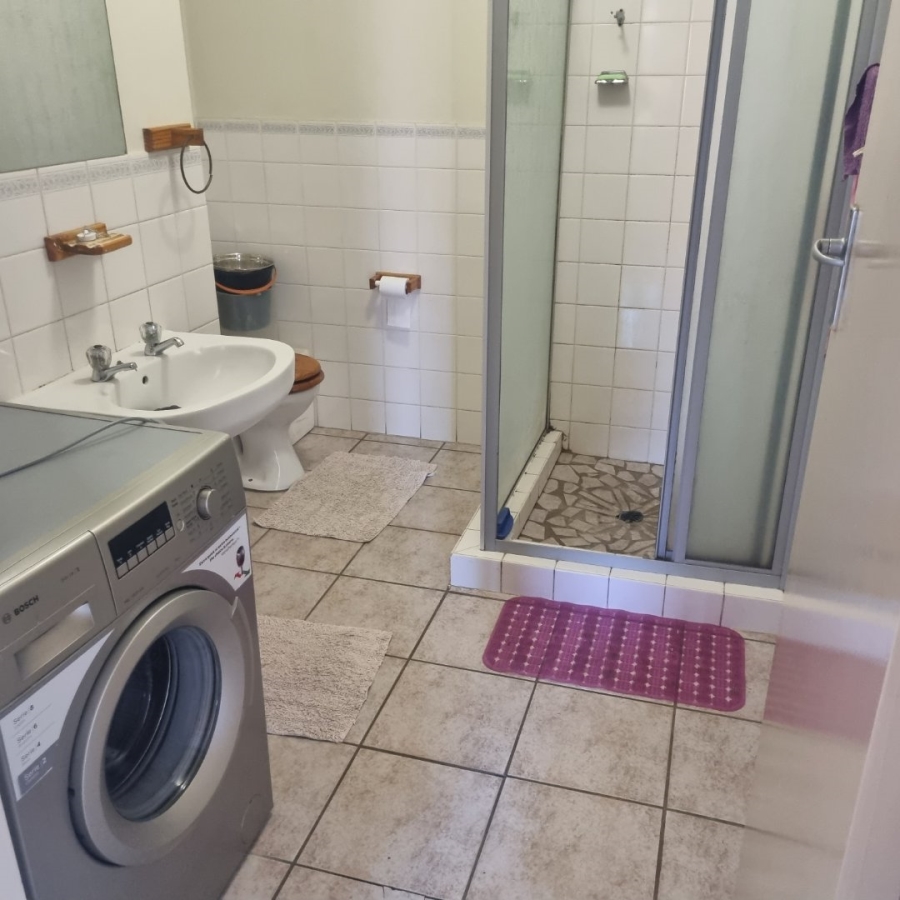 1 Bedroom Property for Sale in Die Hoewes Gauteng