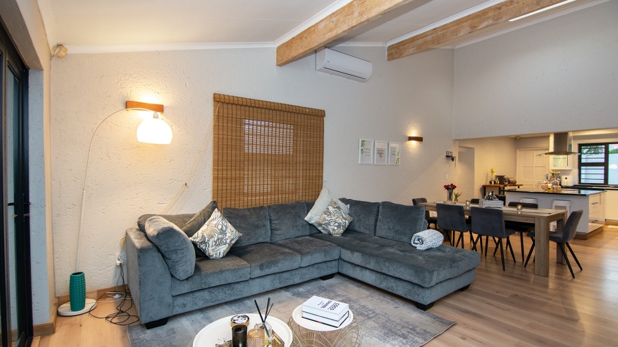To Let 3 Bedroom Property for Rent in Magaliessig Gauteng