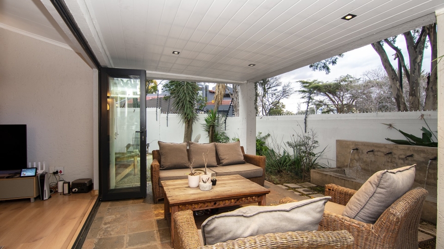 To Let 3 Bedroom Property for Rent in Magaliessig Gauteng