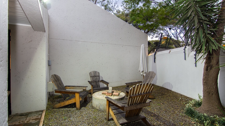 To Let 3 Bedroom Property for Rent in Magaliessig Gauteng