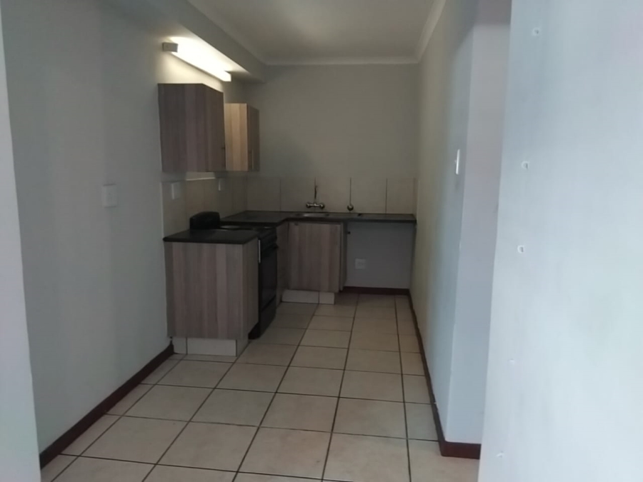 To Let 2 Bedroom Property for Rent in Ferndale Gauteng