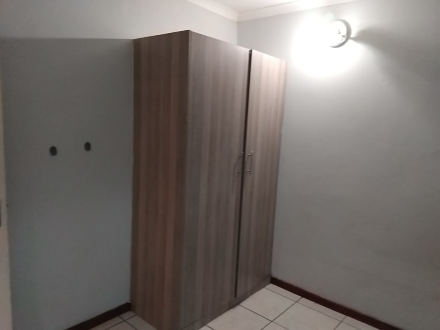 To Let 2 Bedroom Property for Rent in Ferndale Gauteng