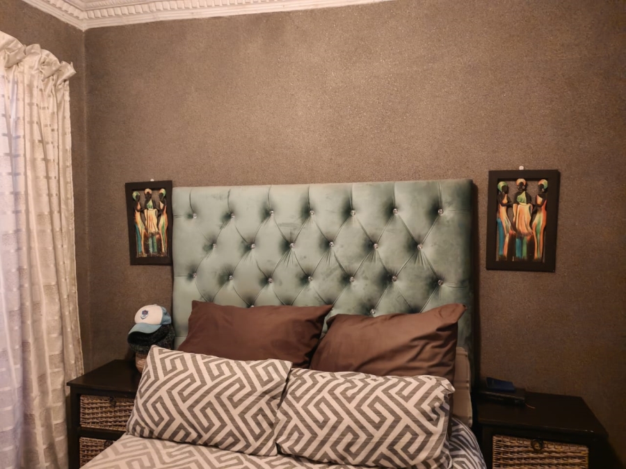 3 Bedroom Property for Sale in Soshanguve DD Gauteng