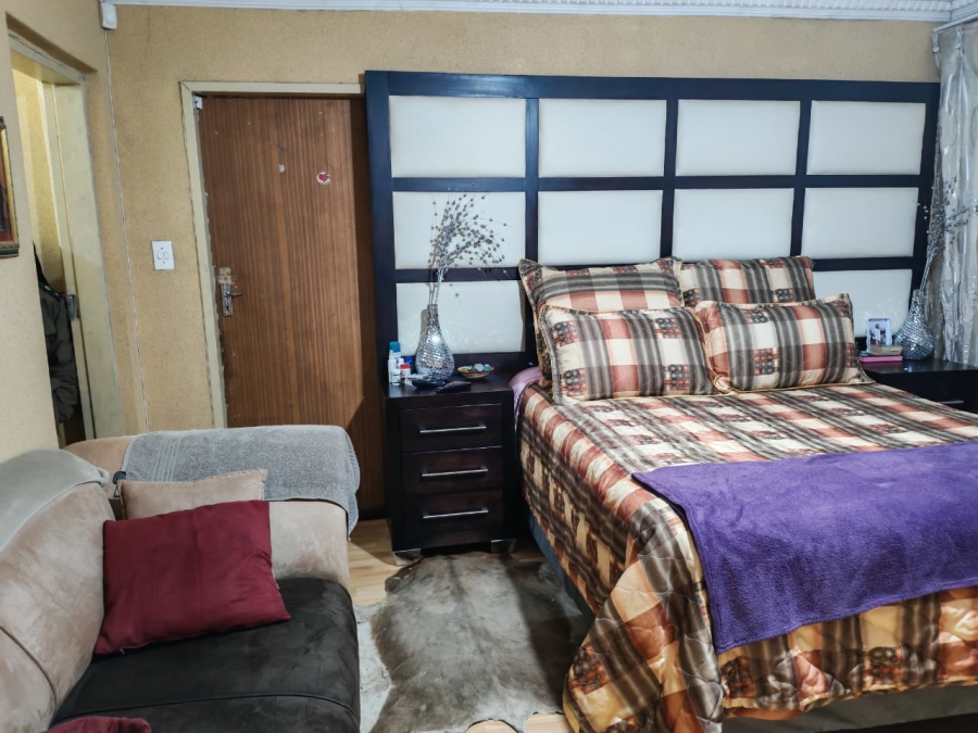 3 Bedroom Property for Sale in Soshanguve DD Gauteng