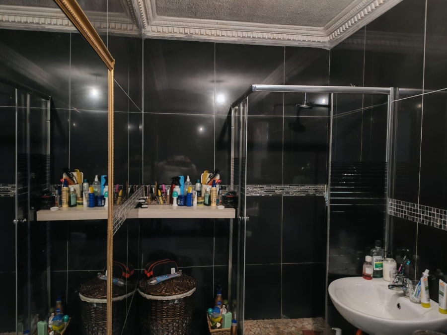 3 Bedroom Property for Sale in Soshanguve DD Gauteng