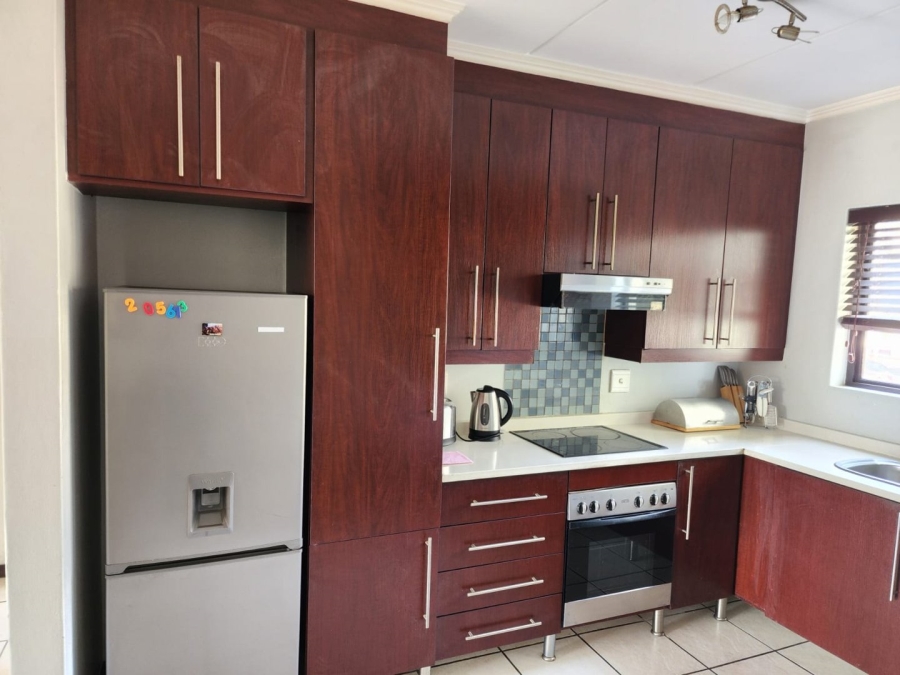2 Bedroom Property for Sale in Sunninghill Gauteng